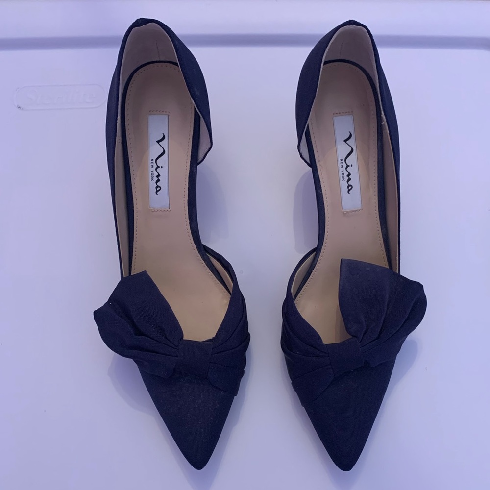 Navy Nina Breese Pumps